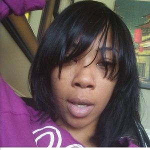 Meet your Posher, Tiyonia